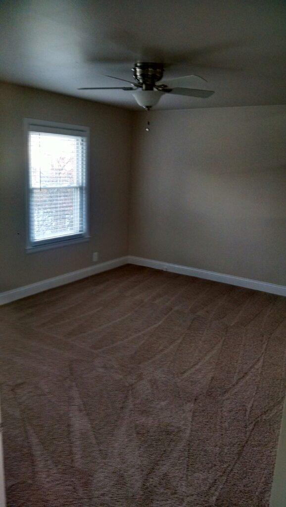 3 Bedroom / 1.5 Bath Townhome - 14 x 15 Bedroom