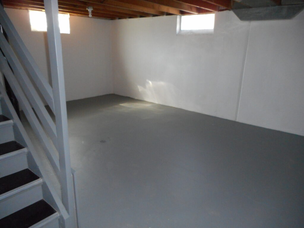 3 Bedroom / 1.5 Bath Townhome - Basement-Right side of Stairs