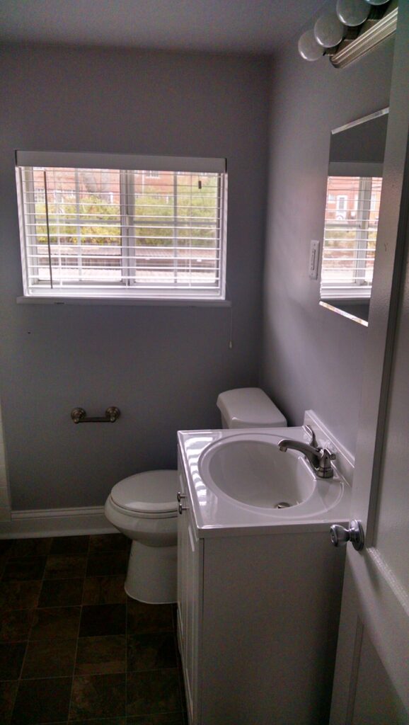 2 Bedroom / 1 Bath Townhome - Renovated Bathroom